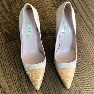 Prada Pumps